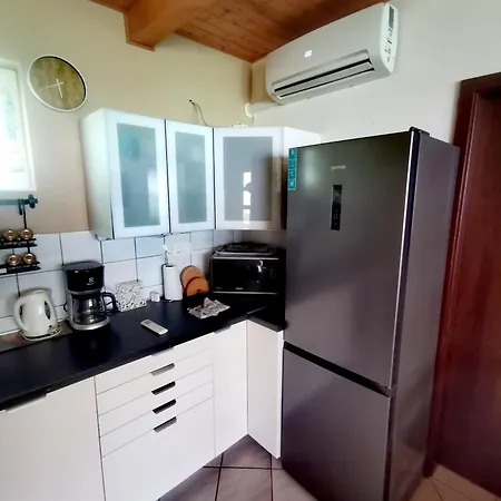 Nemeth Apartmanhaz Διαμέρισμα Balatongyörök